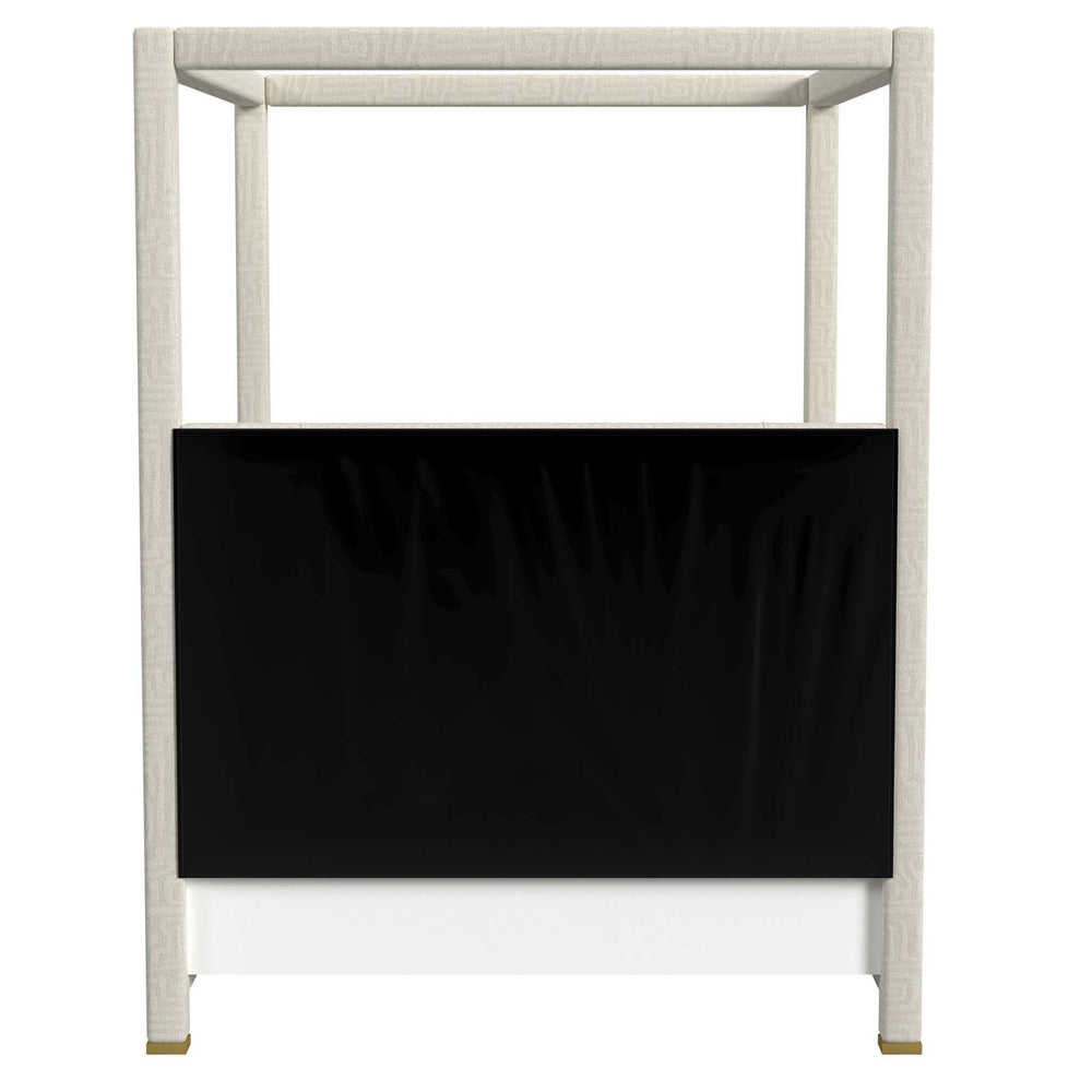 Hibernate - Canopy Bed