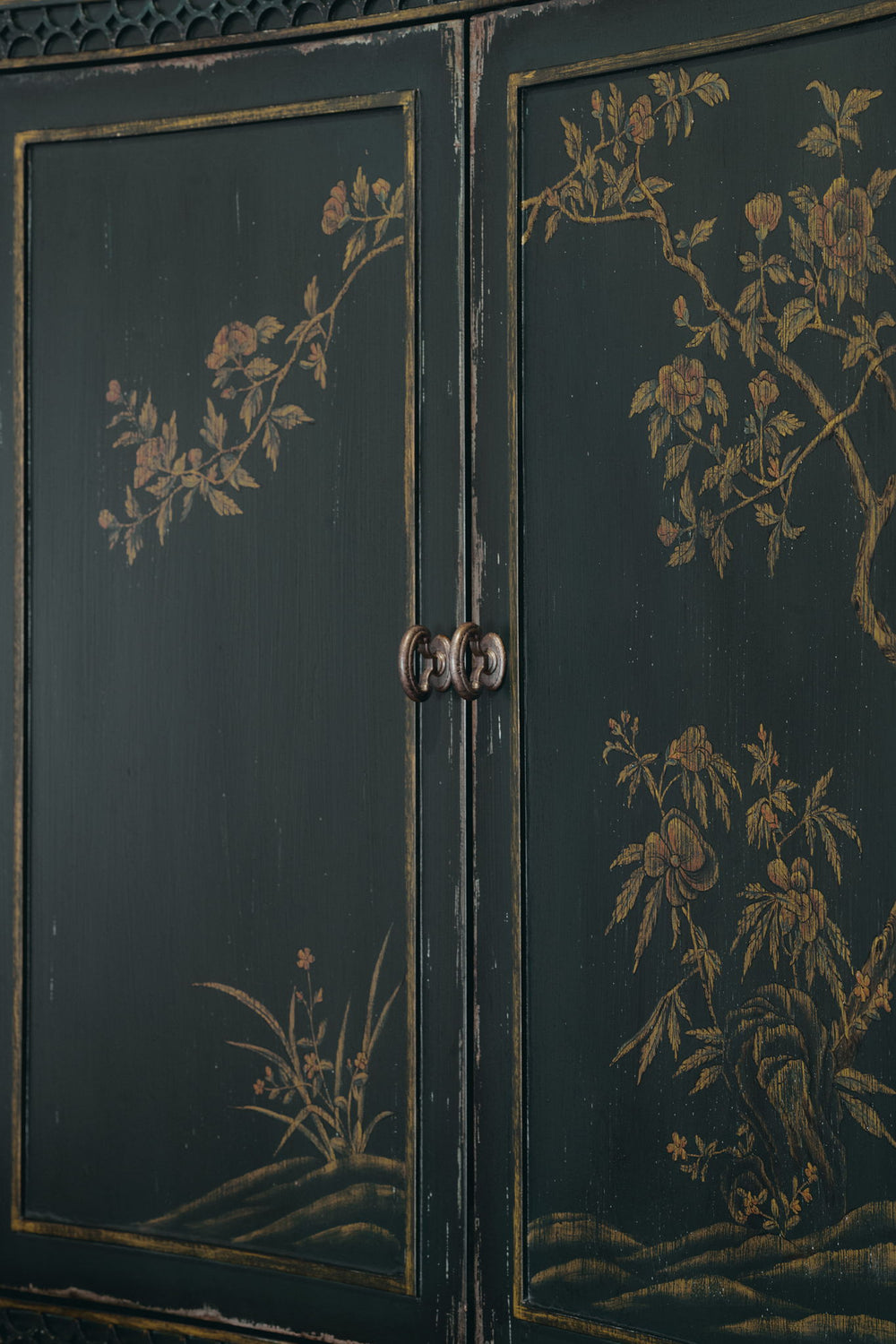 Charleston - Two-Door Accent Chest