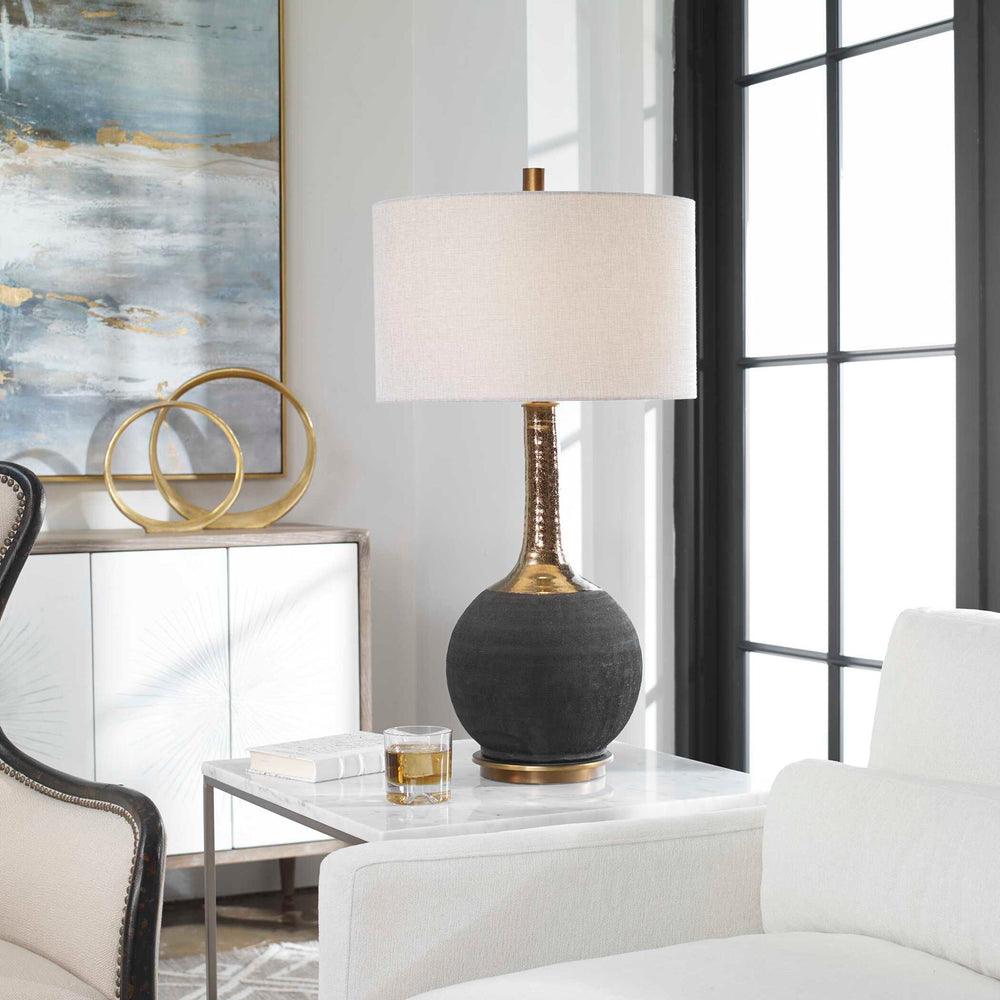 Arnav - Textured Lamp - Black