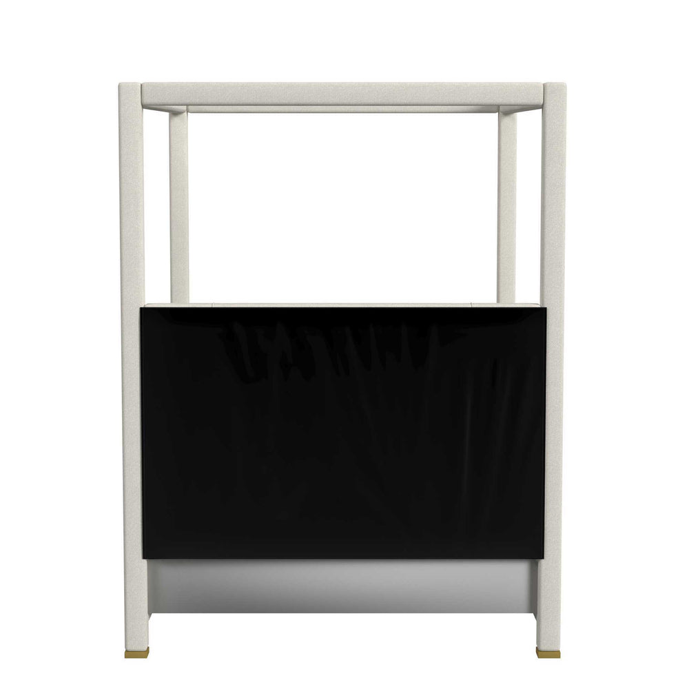 Hibernate - Canopy Bed