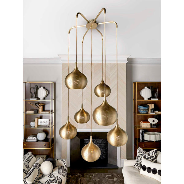 Golden Onion - 7 Light Chandelier - Brass / Gold