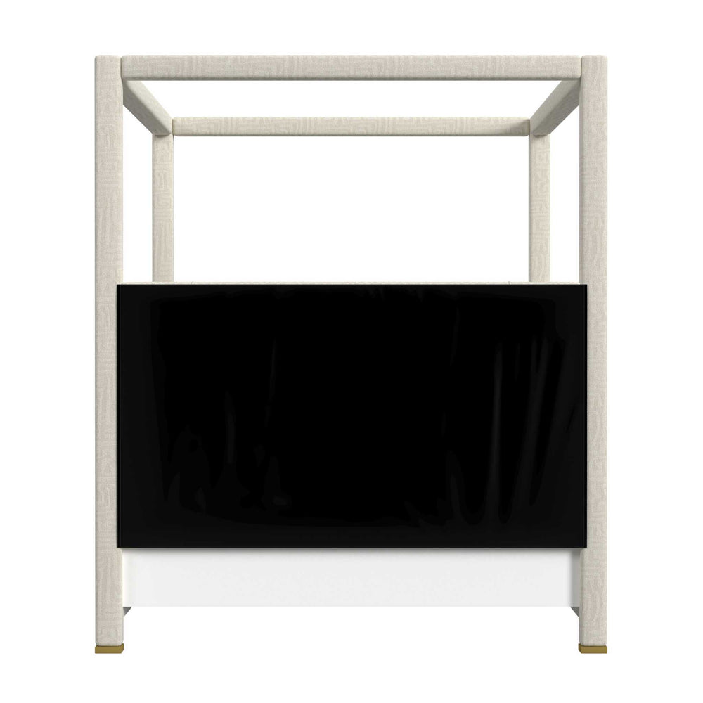Hibernate - Canopy Bed