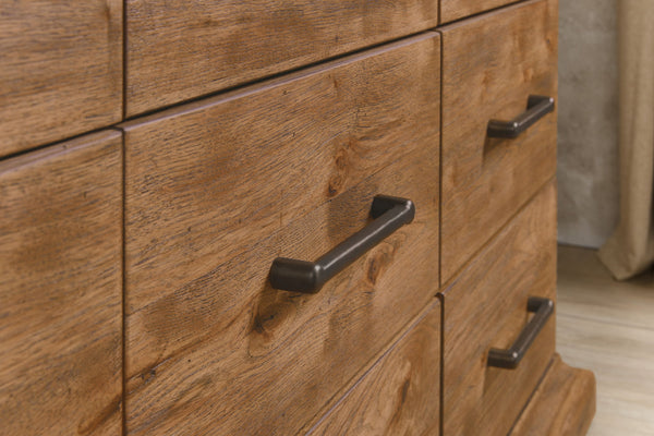 Big Sky - 9-Drawer Dresser - Light Brown